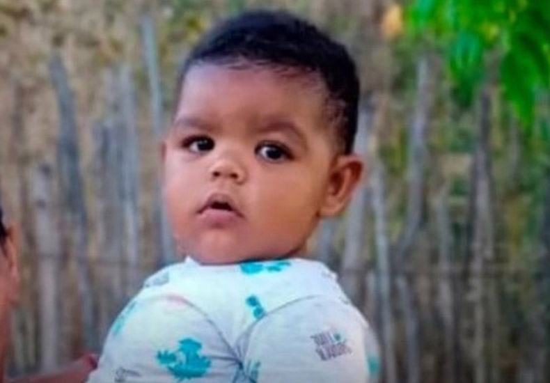 Menino de 1 ano morre eletrocutado após tocar fio de alta tensão caído na calçada de casa