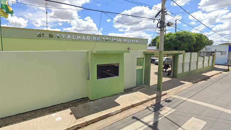Avô entrega neto no quartel da Polícia Militar após assassinato de vizinho