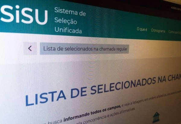 Após candidatos perderem vaga no Sisu, MEC admite 'divulgação indevida de resultados provisórios'