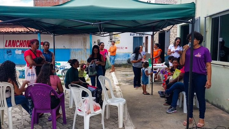 Ônibus Lilás promove enfrentamento a violência em Júlio Borges