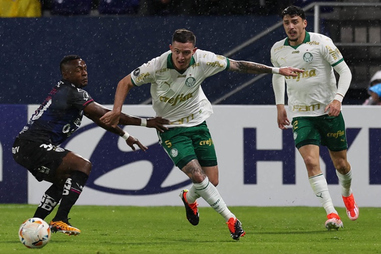 Palmeiras vence Independiente del Valle e lidera grupo na Libertadores