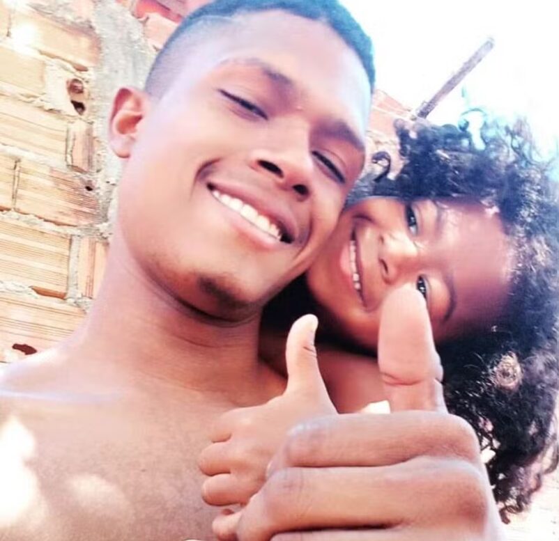 Pai e filha de 4 anos são mortos a tiros dentro de casa em Teresina
