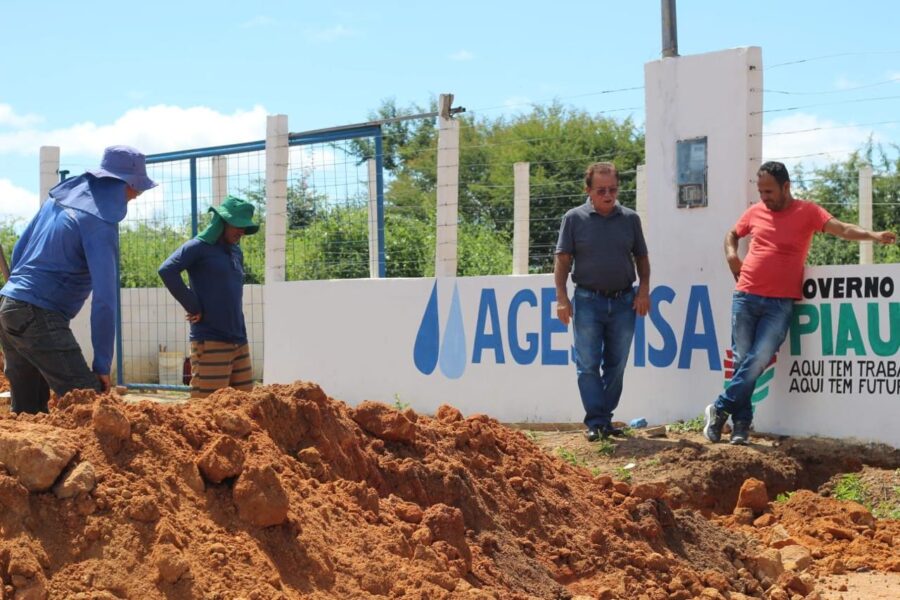 Prefeito Zé Lima anuncia inauguração da caixa d'água e avanços em projetos para Santa Luz
