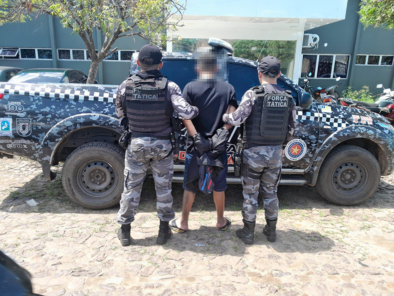 Adolescente suspeito de participação em três homicídios é apreendido em ônibus no Piauí