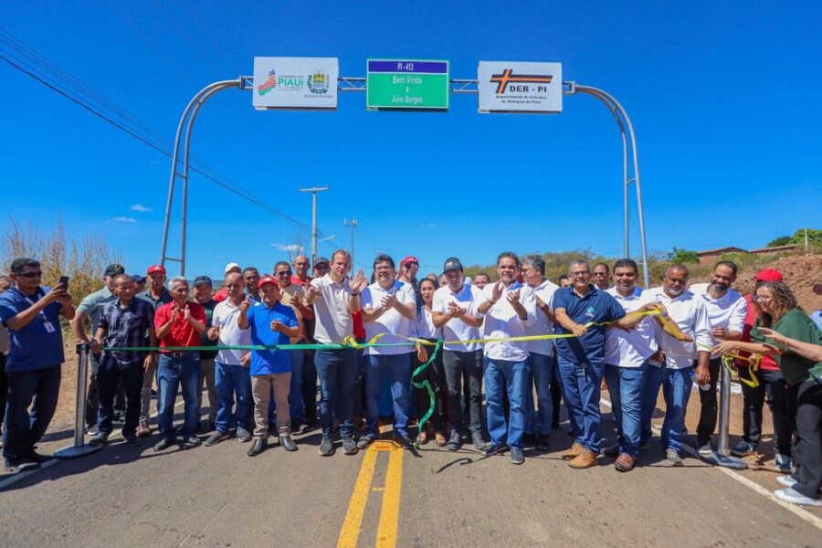 Em Avelino Lopes e Júlio Borges, governador entrega recuperação de rodovias e anuncia obras hídricas para a região