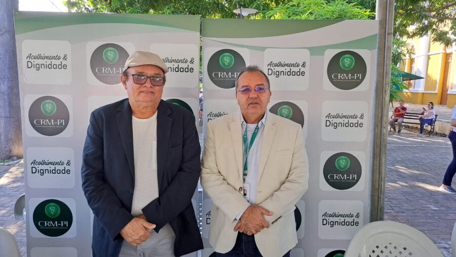 Dr. Raimundo Sá (vie-presidente) e Dr. João Araújo Moura Fé (presidente)