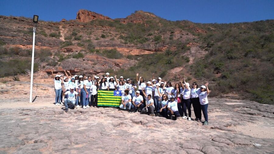 Projeto Turismo Escolar leva estudantes da Rede Estadual para City Tour em pontos turísticos de Bom Jesus