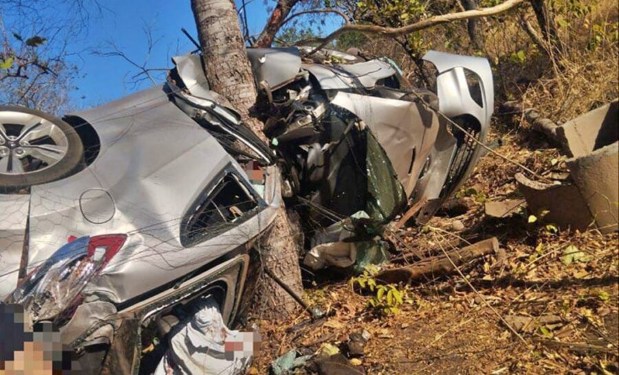 Homem morre e três pessoas ficam gravemente feridas após grave acidente na BR-135 em Gilbués