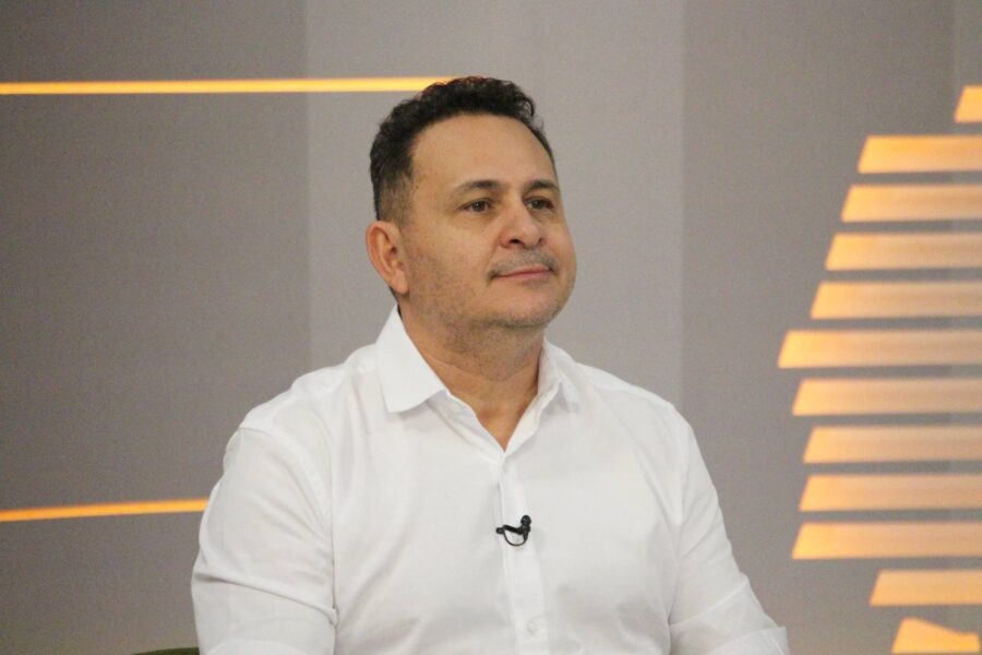Anchieta pede exoneração da secretaria de Cultura; advogada assume pasta