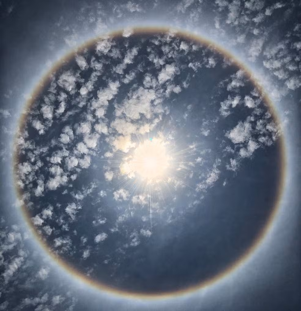 Sinal de chuva? Halo solar se forma ao redor do sol e chama a atenção no Piauí