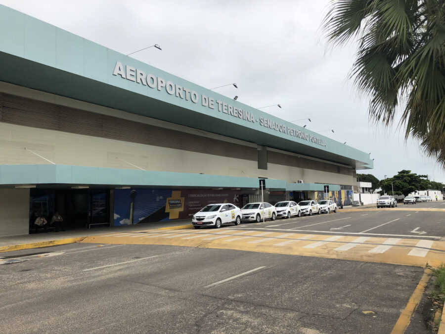 Aviões colidem asas no Aeroporto de Teresina e voos são cancelados
