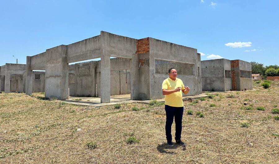 Prefeito Lécio anuncia retomada das obras da Creche Municipal em Alvorada do Gurgueia