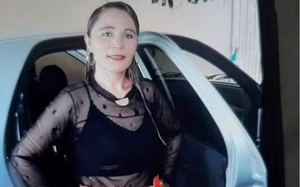 Justiça mantém prisão de suspeito de espancar companheira até a morte em Bom Jesus; foi preso tentando limpar sangue da cena do crime