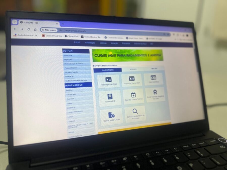 Detran-PI divulga lista de serviços on-line