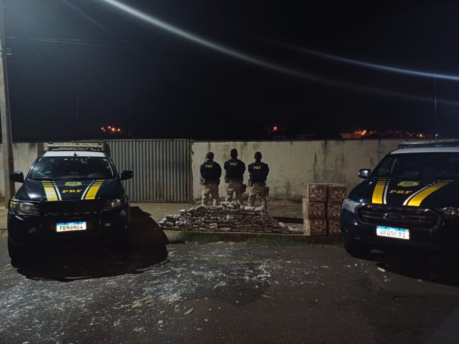 PRF apreende 100 kg de 'supermaconha' no Sul do Piauí; dois homens foram presos