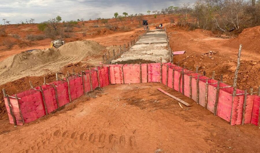 Idepi inicia construção de passagem molhada na localidade Alto Alegre, em Gilbués