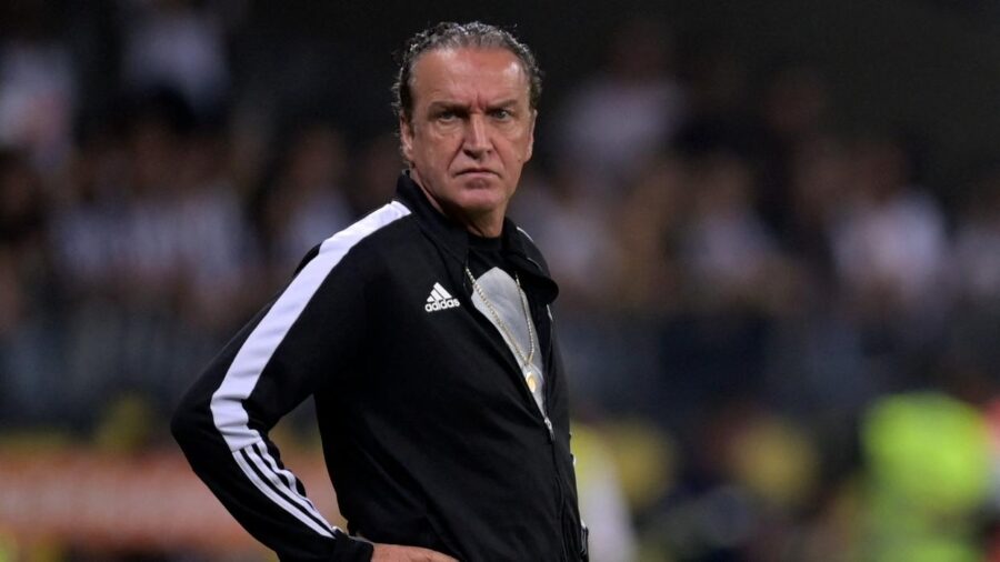 Atlético-MG anuncia retorno de Cuca após dois anos e enfrenta críticas de parte da torcida