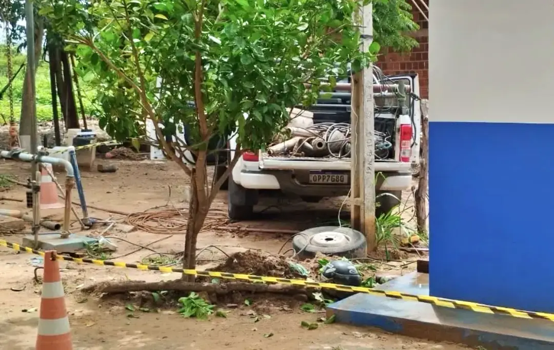 Funcionário da Agespisa morre após sofrer descarga elétrica durante manutenção em Parnaguá