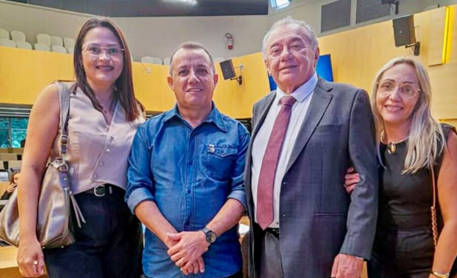 Prefeito de Avelino Lopes cumpre agenda em Teresina e busca investimentos para o município