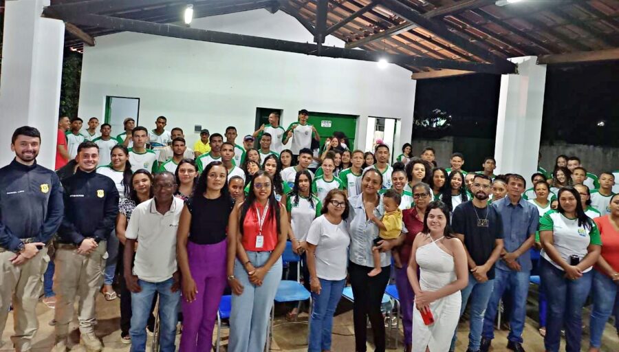 PRF promove ação educativa em escola de Currais, Sul do Piauí
