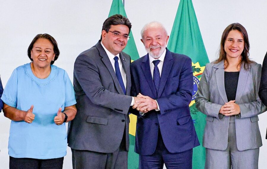 Presidente Lula parabeniza Rafael Fonteles, que assumiu a presidência do Consórcio Nordeste