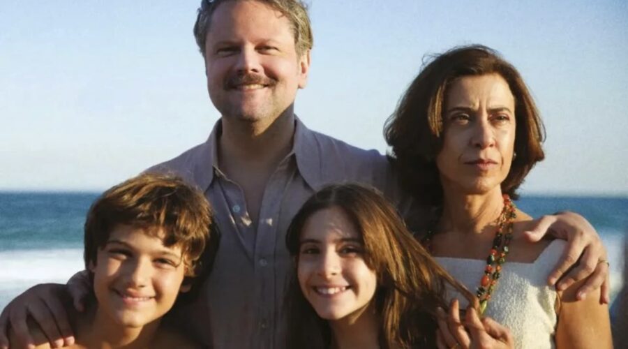 'Ainda estou aqui' ganha primeiro Oscar da história do Brasil