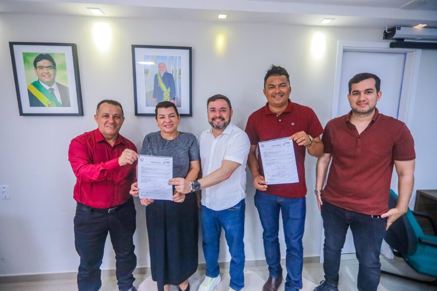 Prefeito de Avelino Lopes e deputado Fábio Novo firmam parceria para pavimentação de ruas