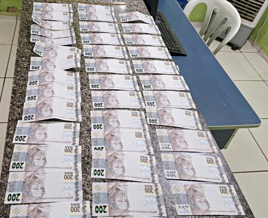 Trio é preso por distribuir cédulas falsas de R$ 200 em comércios no interior do Piauí