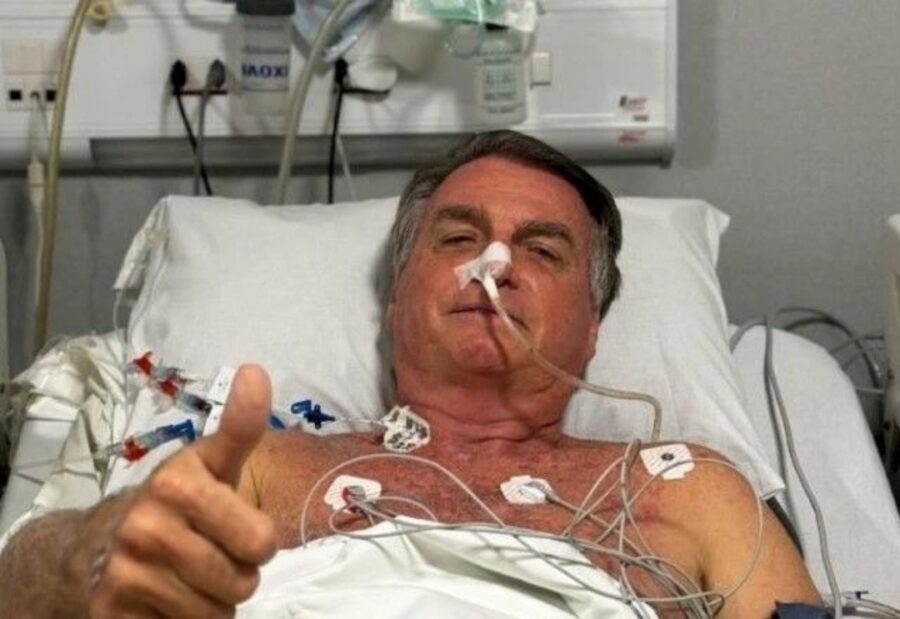 Cirurgia de Bolsonaro termina após 12 horas. “Concluída com sucesso”