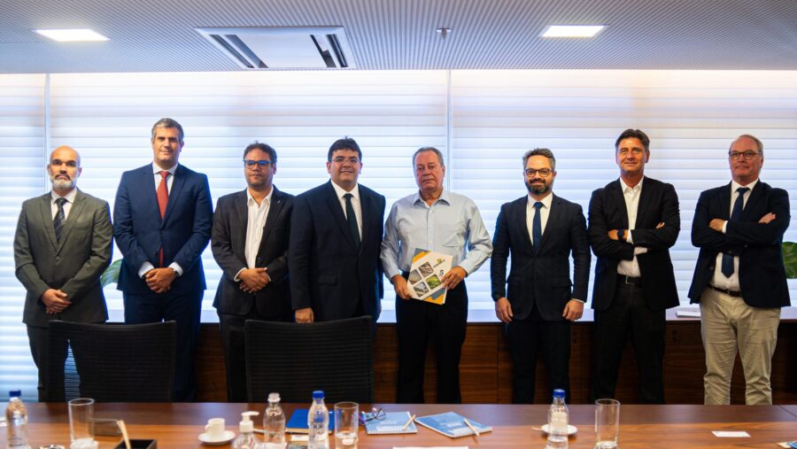 Governador discute avanço da industrialização verde e ampliação da infraestrutura elétrica no Nordeste