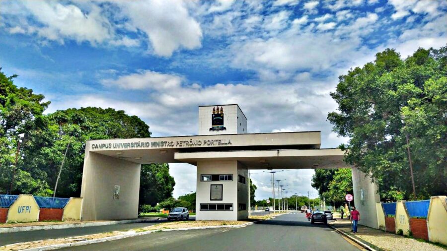 UFPI anuncia perda de R$ 6,3 milhões em orçamento e medidas de corte de gastos