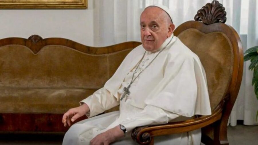 Papa Francisco morre aos 88 anos no Vaticano