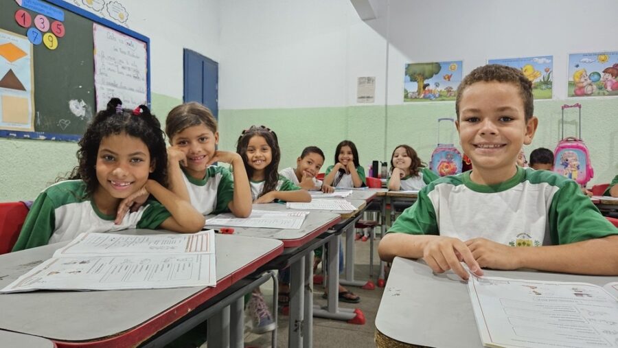 Governo do Estado premia 104 escolas nesta quarta (23), (Prêmio Alfa-10); Bom Jesus e Currais presentes