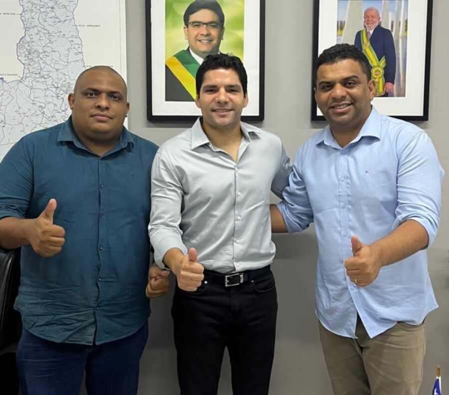 No dia do aniversário, prefeito Arlei Borges vai a Teresina e cobra melhorias para Redenção
