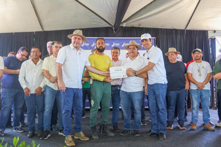 Governador participa de formatura de brigadistas em Bom Jesus, Sul do Piauí