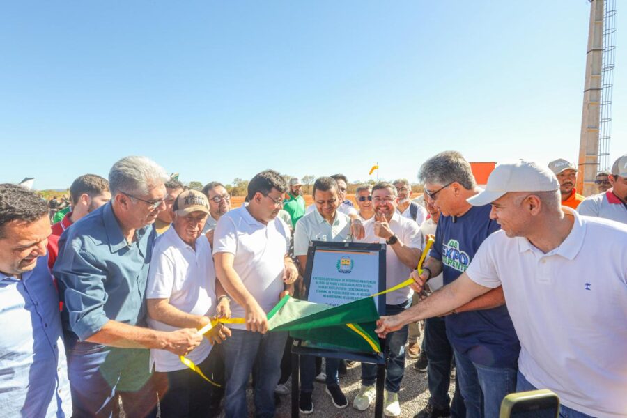 Governador entrega modernização do aeródromo de Corrente, que recebeu investimentos de mais de R$ 7 milhões