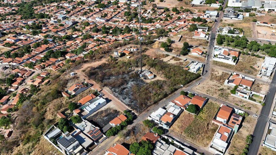 Usuários da Vivo seguem sem sinal após incêndio atingir torre em Bom Jesus