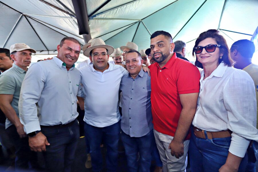 Prefeitos de Redenção, Avelino e Curimatá cobram urgência em obras na PI-257 durante reunião com governador Rafael Fonteles