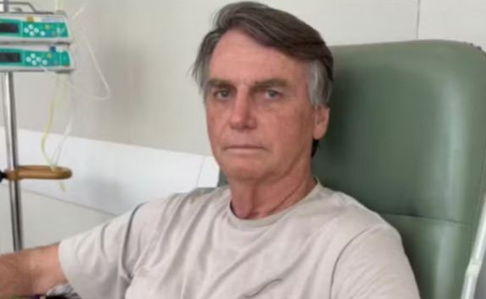 Bolsonaro passa mal e vai para hospital em Brasília.