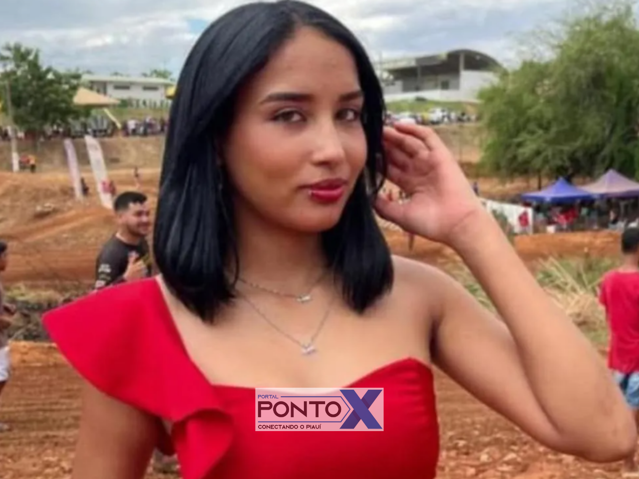 Acidente de moto em rodovia deixa uma jovem morta e outra ferida em Curimatá, Sul do Piauí