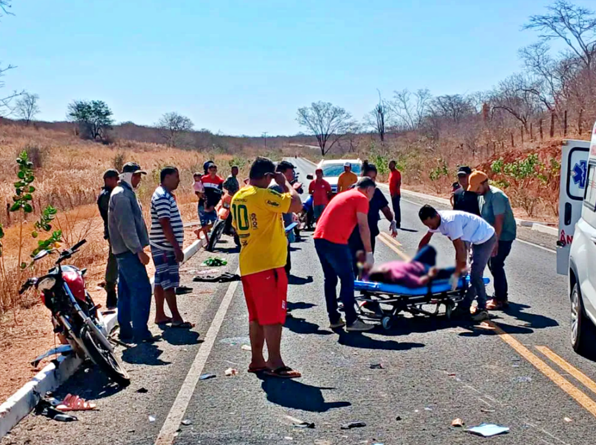 Grave acidente deixa uma vítima fatal e três feridos em Morro Cabeça no Tempo