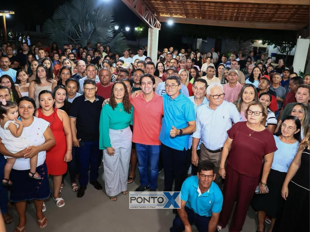 Deputado Flávio Nogueira Júnior participa da 9ª noite de festejos em Santa Luz