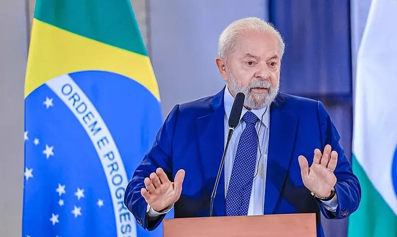 Lula anuncia programa de habitação para quem ganha mais de R$ 12 mil