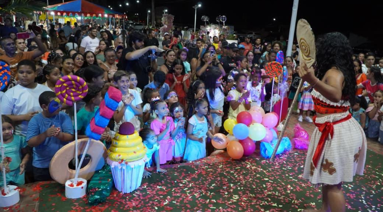 Prefeitura de Cristino Castro realiza grande festa em comemoração ao Dia das Crianças