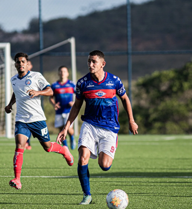 Jogador que morreu em acidente viajaria nesta terça (21) para Copa do Brasil