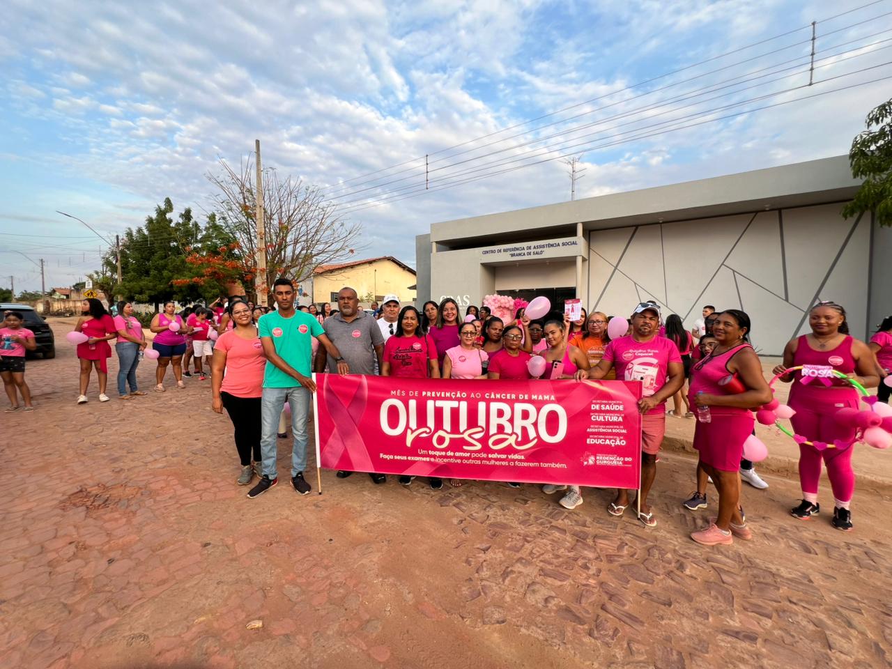 Prefeitura de Redenção do Gurguéia realiza Caminhada do Outubro Rosa