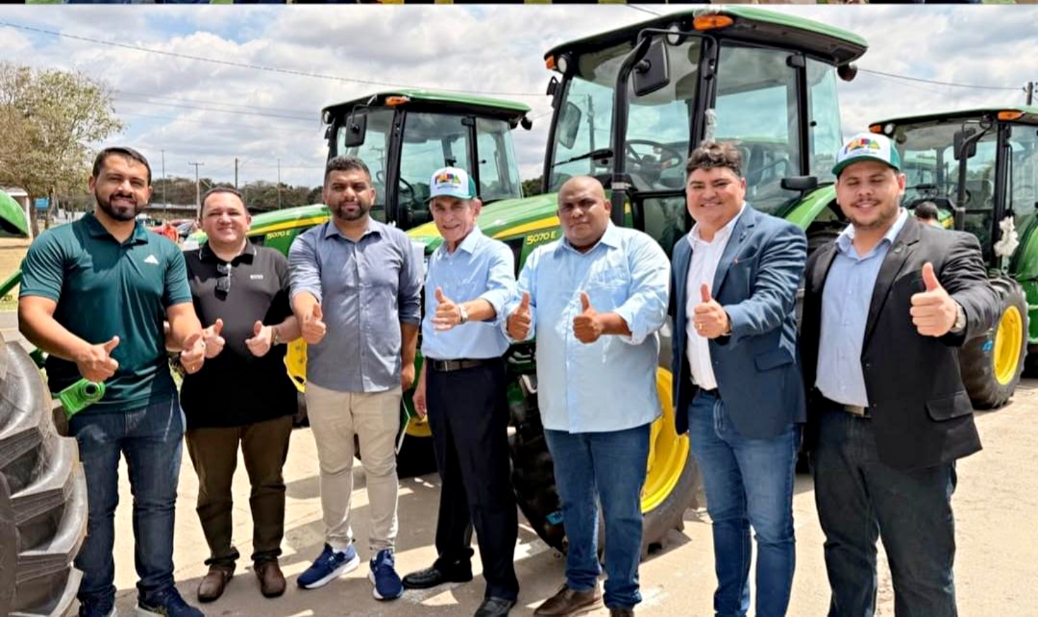 Redenção do Gurguéia recebe trator para fortalecer produção agropecuária