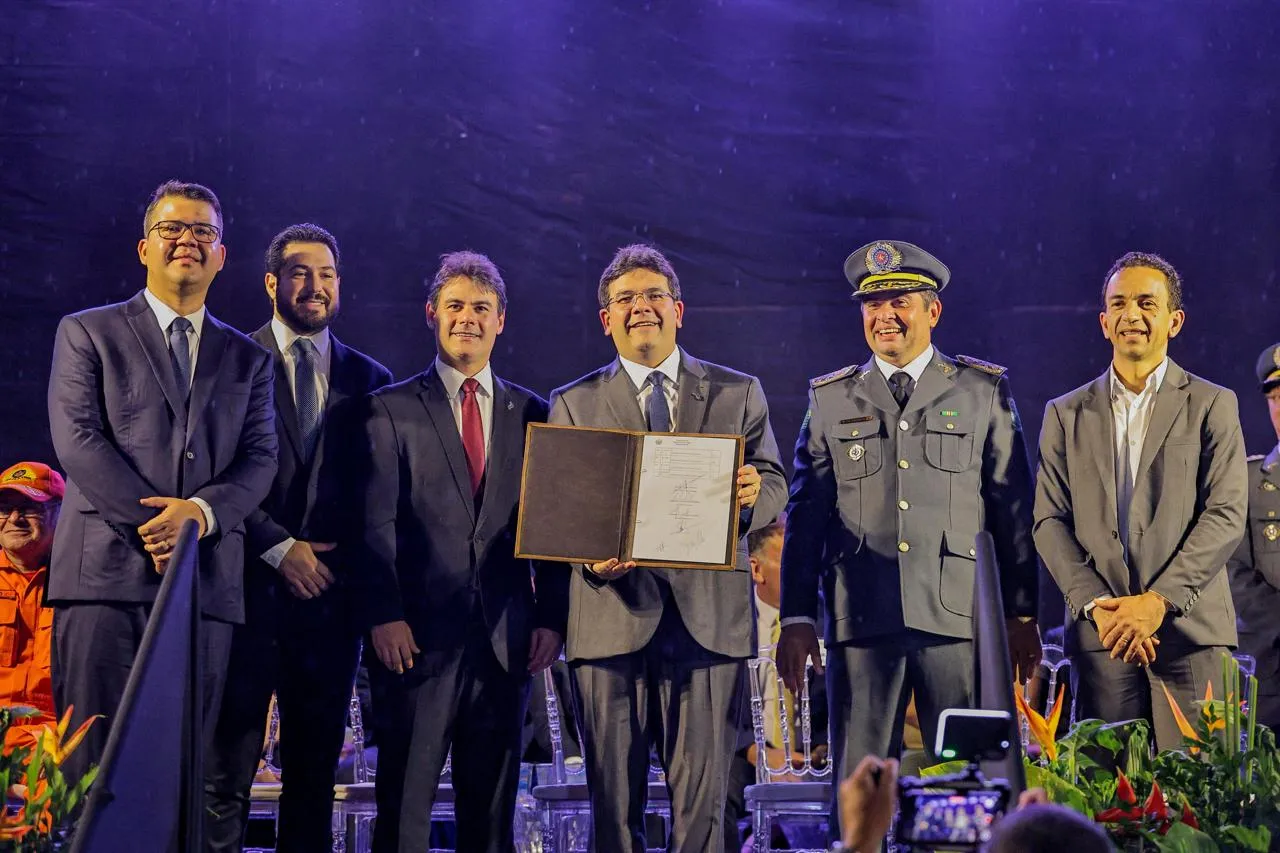 68ada8ebba24d_formaturapoliciais7