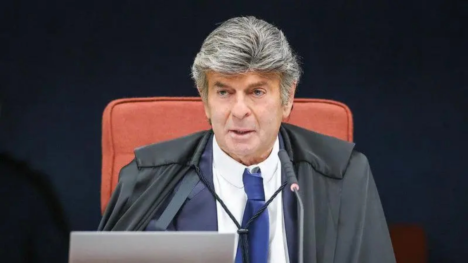 Voto de Fux abre caminho para defesa de Bolsonaro anular processo?