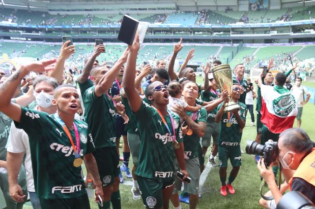 Palmeiras Goleia Santos Na Final E é Campeão Da Copinha Pela 1ª Vez Na ...